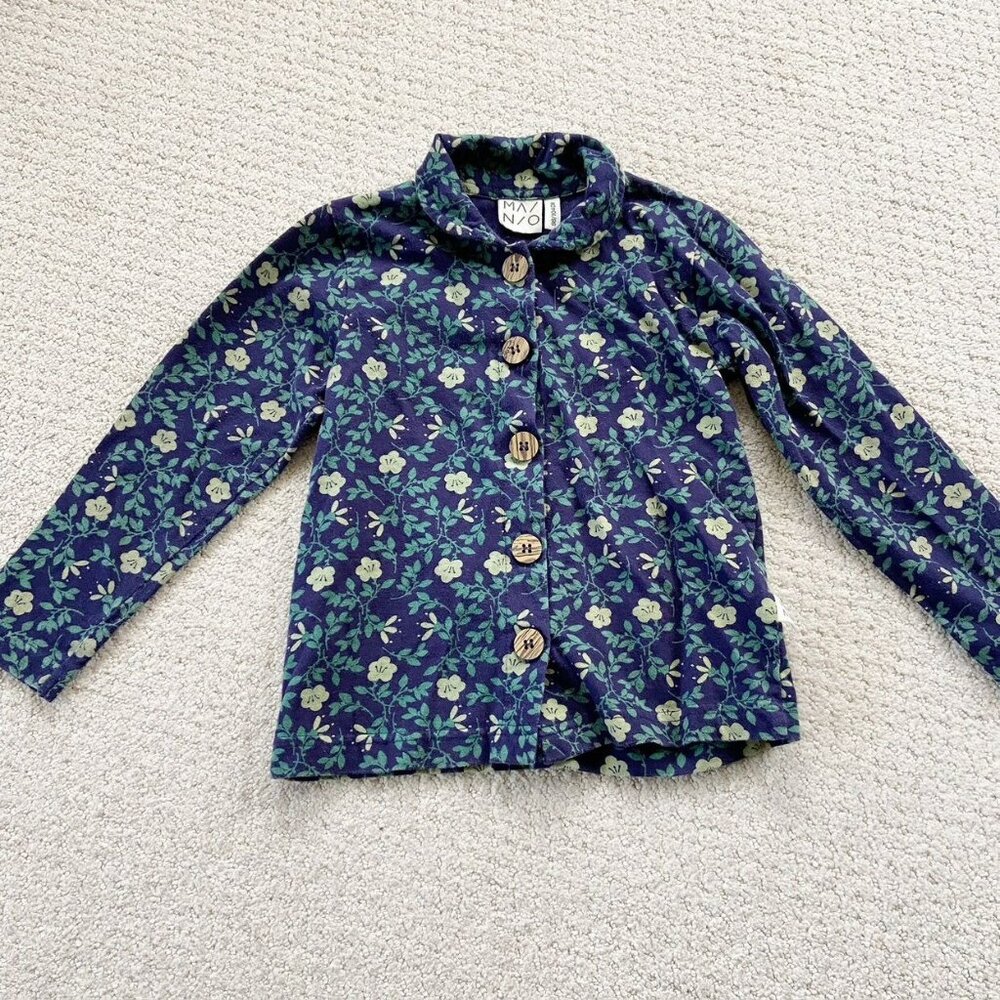 Mainio Navy Blue Floral Collared Top